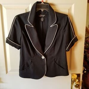 BLACK CROP JACKET W/ WHITE PIPING